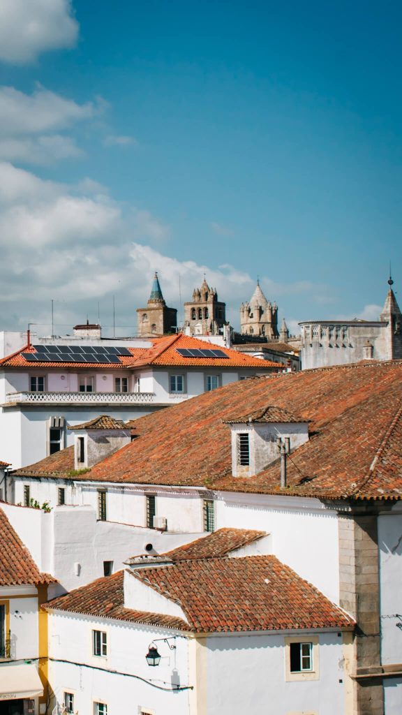 evora-cathedral-towers-over-old-town