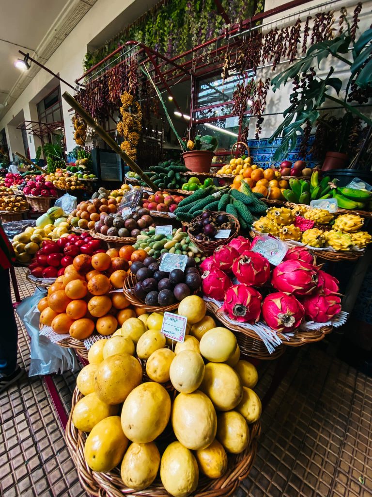 mercado-dos-lavradores-fruit-stands-dragon-fruit-passionfruit-madeira