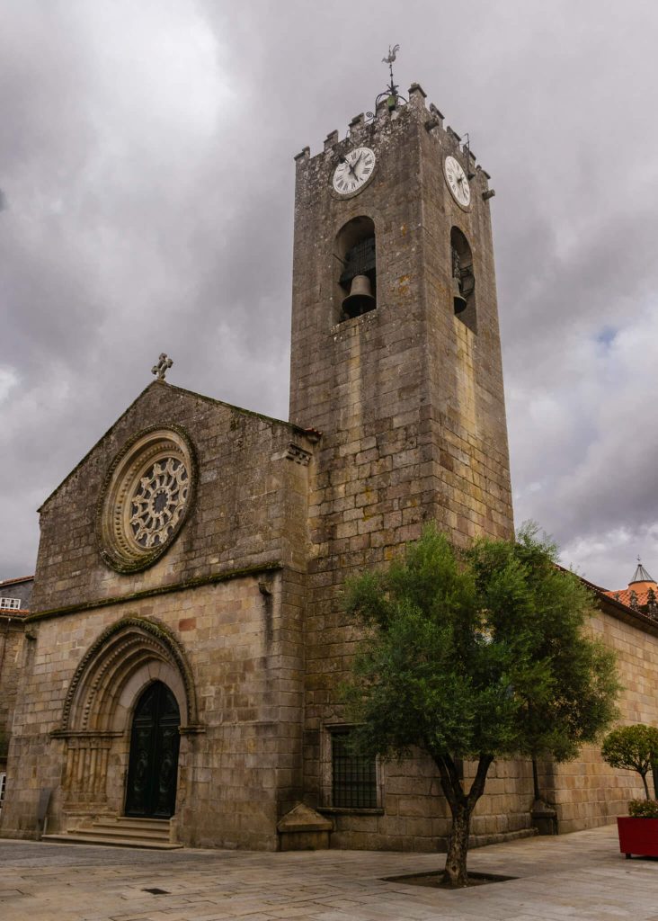 ponte-de-lima-main-church-romanesque-architecture-portugal