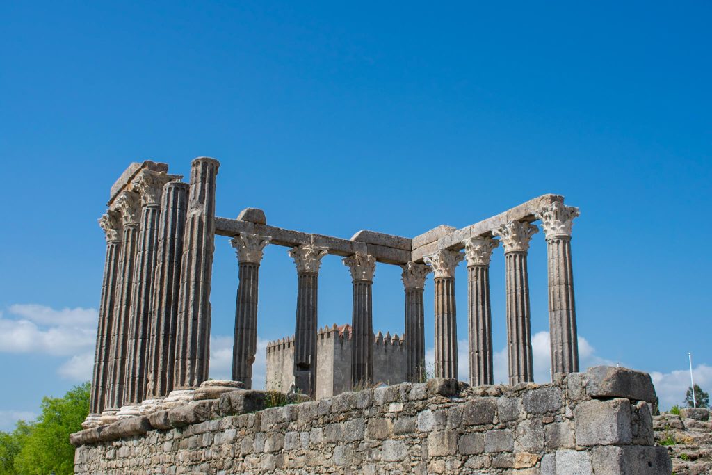 temple-of-diana-evora-roman-ruins