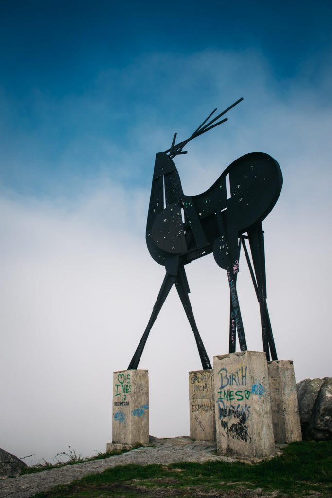 vila-nova-de-cerveira-deer-sculpture-são-sebastião-lookout
