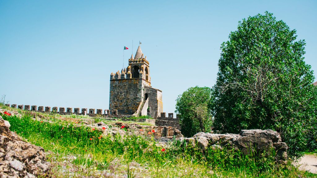 castelo-de-vide-medieval-castle-tower-alentejo-portugal
