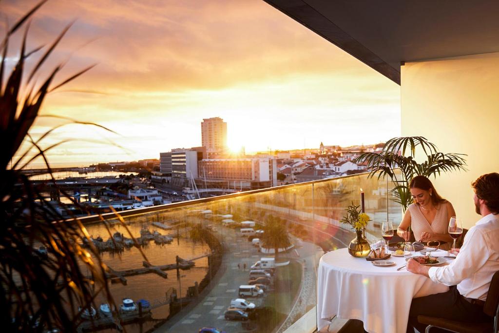ponta-delgada-sao-miguel-azores-octant-ponta-delgada-sunset-balcony-dinner-lifestyle
